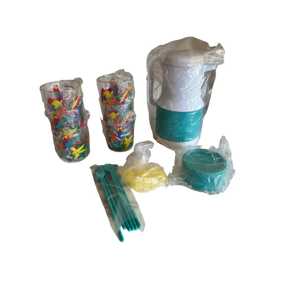 Shelton Designs Vintage 80s Tropical Party 25-Piece Entertainment Set Tropical